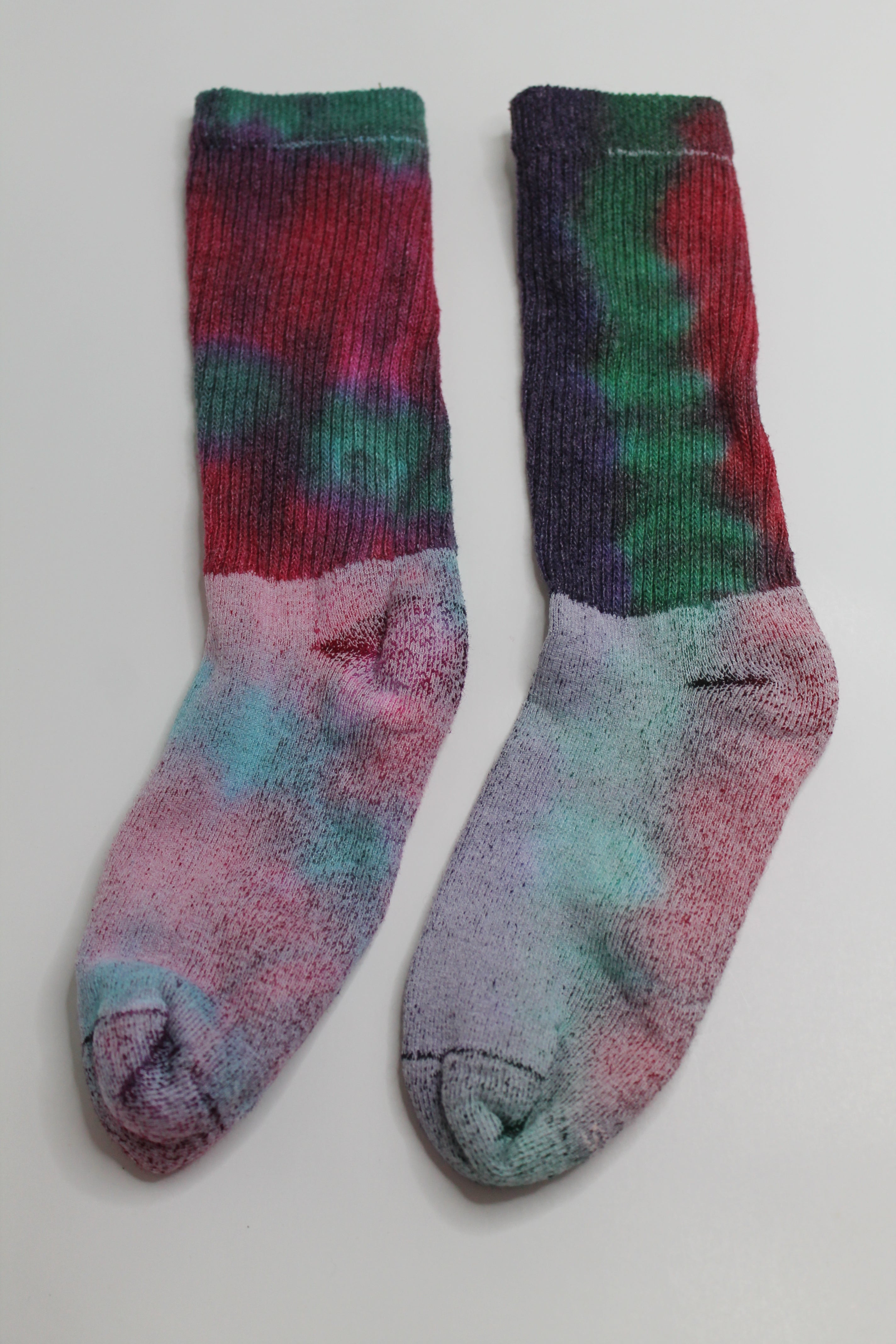 Forrest Waves Women's Tie Dye Socks